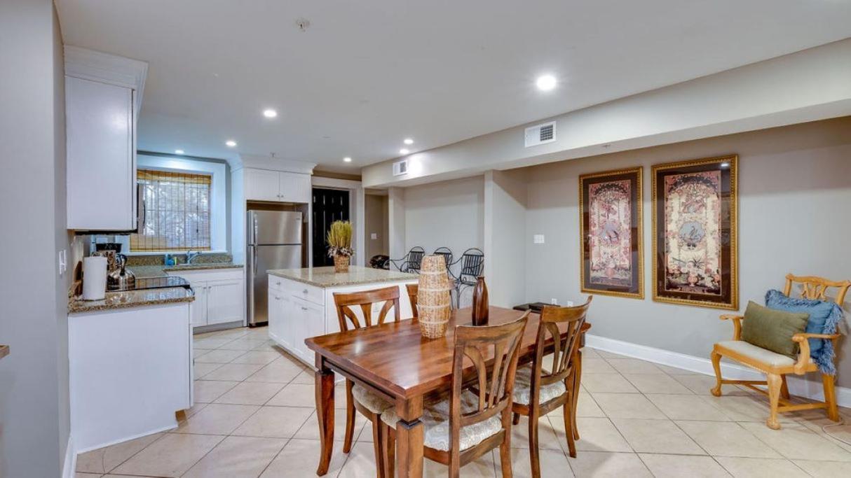 4 Bedroom Beauty Steps From The River سافانا المظهر الخارجي الصورة