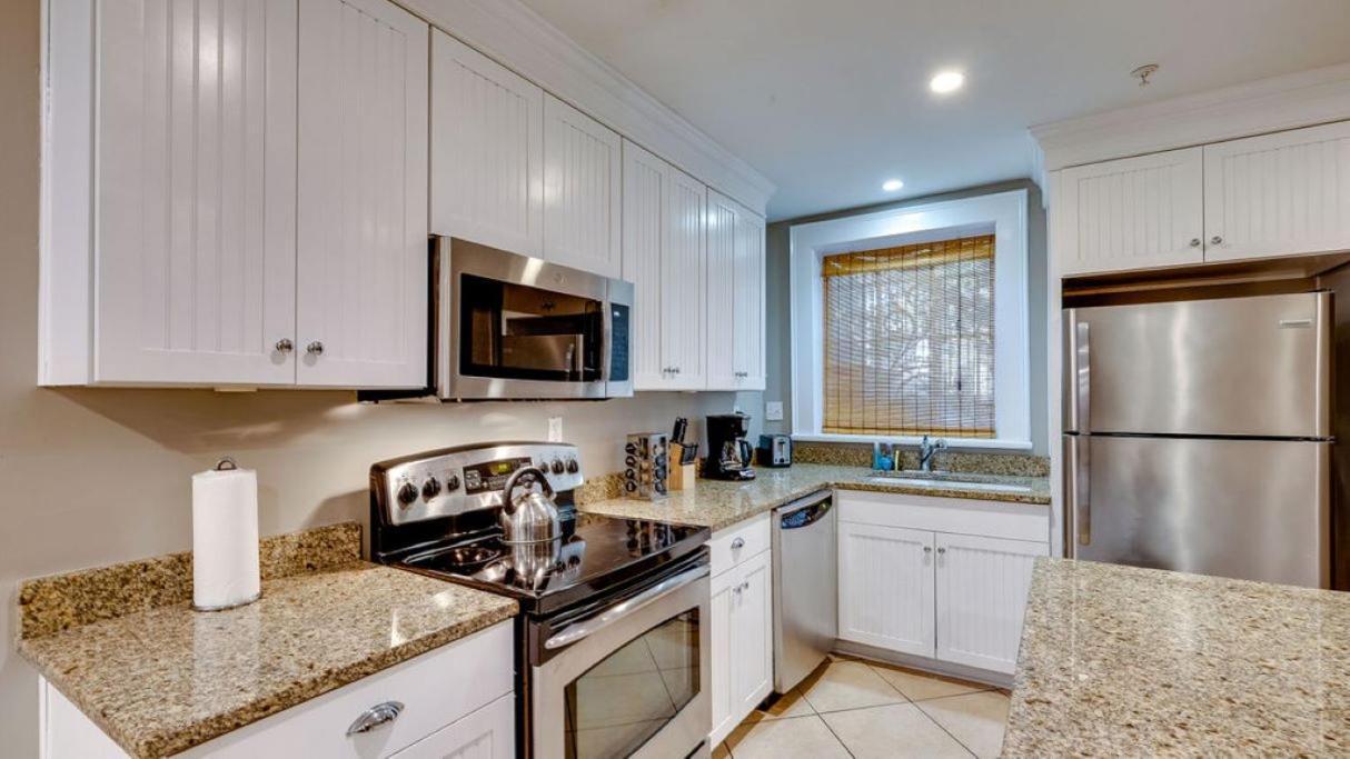 4 Bedroom Beauty Steps From The River سافانا المظهر الخارجي الصورة